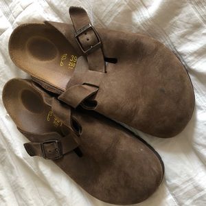 Barely worn Birkenstock’s